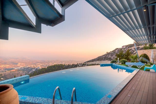 Gökyüzünü Fethet